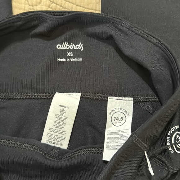 Allbirds NWT Natural Legging in Black carbon footprint 14.5 - Picture 8 of 10